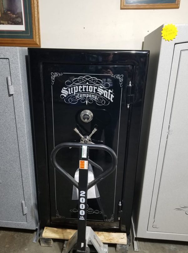 Superior Safe - Black